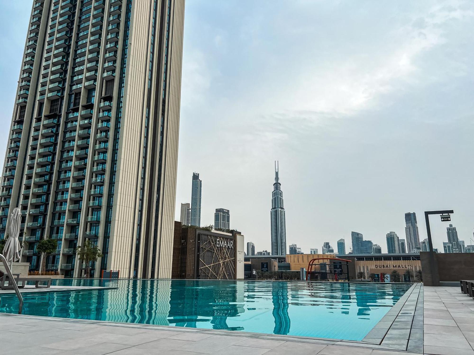 Stunning Burj View Dubai Mall Access Infinity Pool Apartment Exterior photo