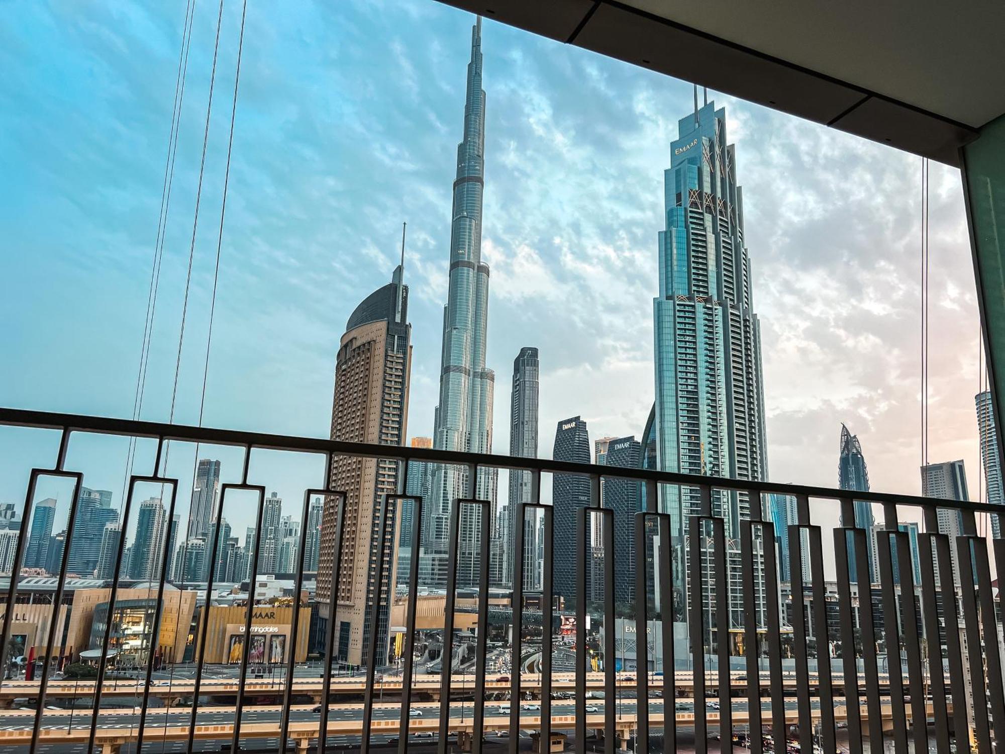 Stunning Burj View Dubai Mall Access Infinity Pool Apartment Exterior photo